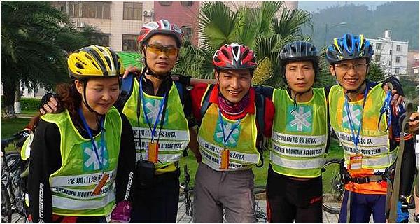 CROR急救包全程守護“百公里”大型徒步活動